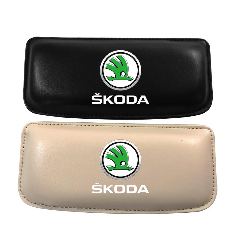 Leather Knee Pad Car Interior Pillow Comfortable Elastic Cushion for Skoda Octavia 1 2 3 A4 A5 MK2 Kodiaq Superb 3 Rapid Fabia 1 Car Styling
