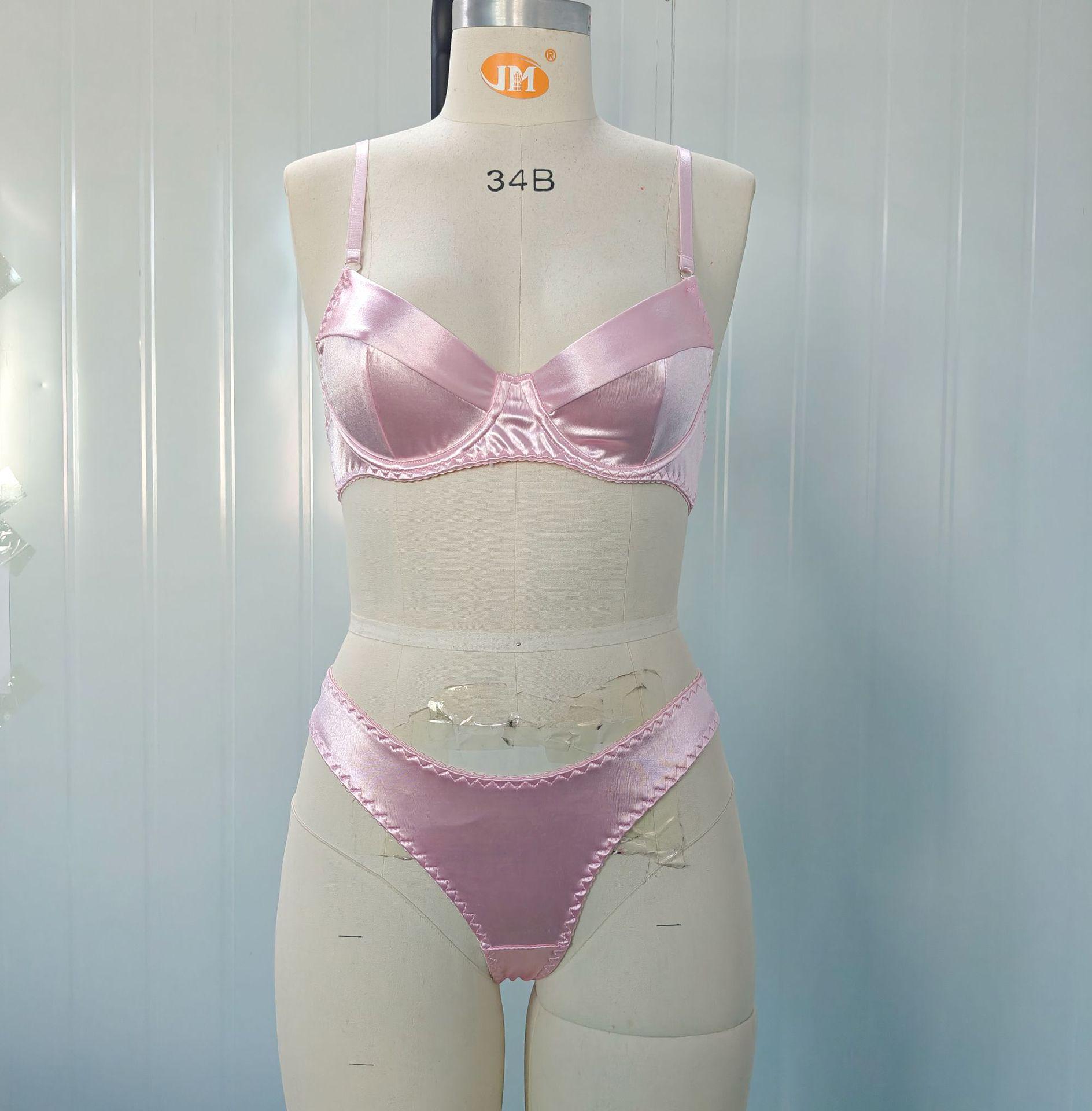 

Розкішний атласний комплект бюстгальтера та трусиків у французькому стилі зі сталевою кісточкою XL рожевий