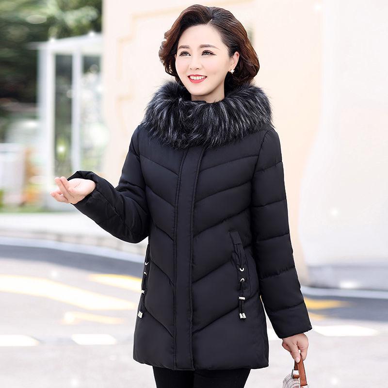 

Зимнее пальто мамы большого размера: Куртка средней длины с толстой хлопковой подкладкой для стильных женщин среднего и пожилого возраста. 3XL (120-135 jin)