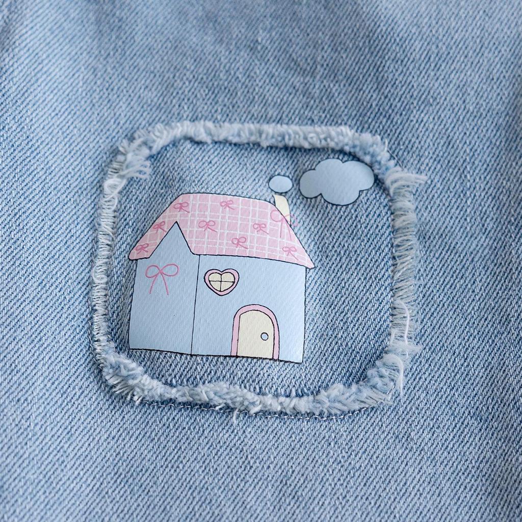 Mädchen Herbst Farbblock Bär Sweatshirt & Bestickte Weitbein-Jeans Set