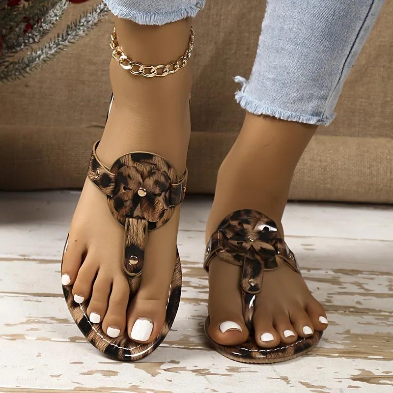 Fashion Flip Flops Summer New Casual Large Size Leopard Print Women's Flat Beach Flip Flops Sandals