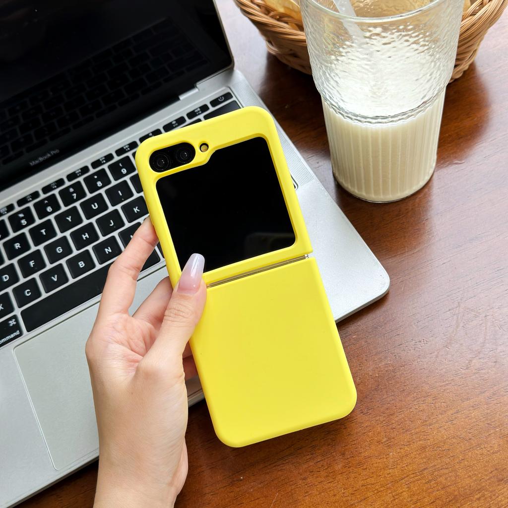 Colorful Matte Liquid Silicone Soft Case For For Samsung Galaxy Z Flip 6 5 ZFlip6 ZFlip5 Skin Friendly Folding Shockproof Cover Capa