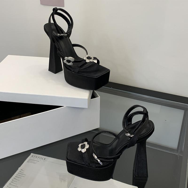Mode Mode Strass Blumen Schmaler Riemen Damen Gladiatorsandalen Sexy Plateau Wedges 15cm Ultra High Heels Sommer Partyschuhe