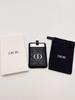 Dior 1 Set schwarzer gesteppter Leder-Kartenhalter mit Mini-Taschenspiegel Metall-CD-Logo Tragbarer Kosmetikspiegel für Frauen für tägliche Auffrischung