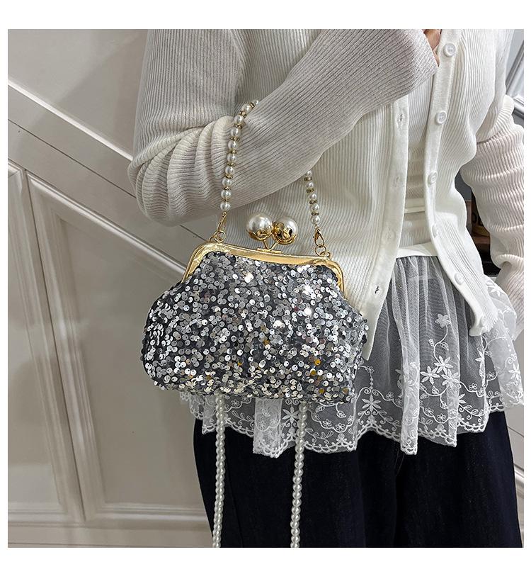 Trendy Beaded Pearl Chain Handbag: Women's Clip-On Crossbody Evening Bag