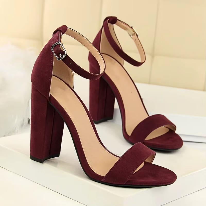 Fashion Women's Chunky Heel Open Toe Sandals with Ankle Strap, Perfect for Fashionable Occasions