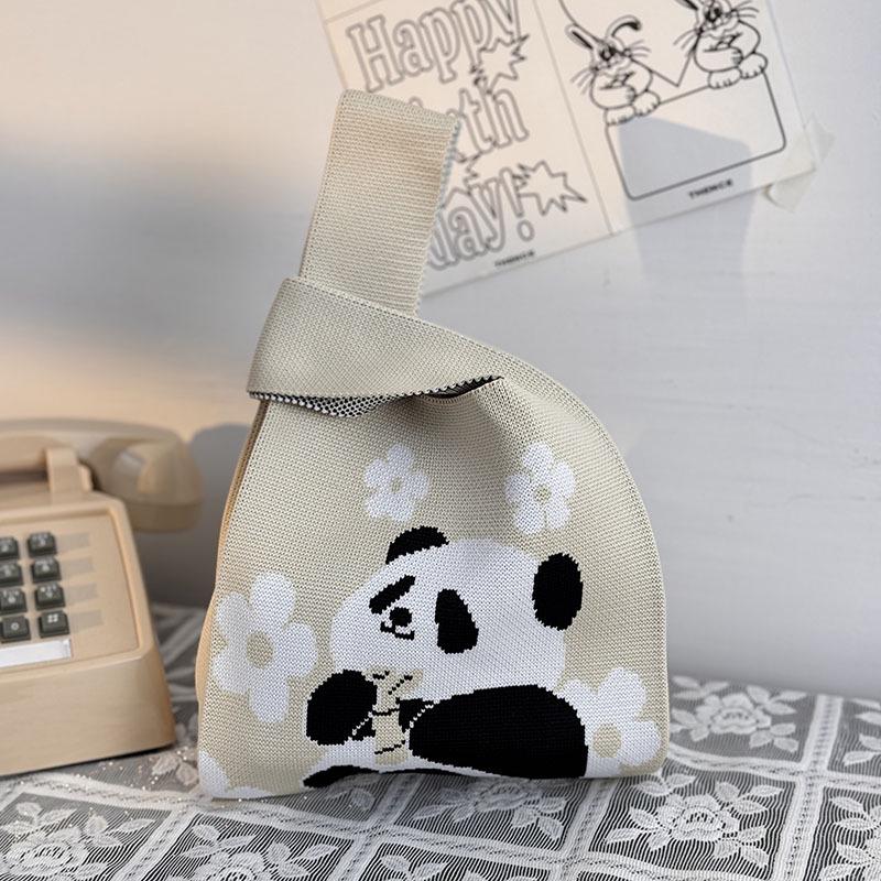 Kuanzhai Alley Souvenir: Chengdu Panda Grandpa Knitted Women's Tote Bag