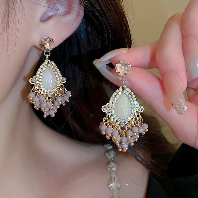 Bohemian Ethnic Tassel Bell Pendant Stud Earrings - Retro, Nostalgic, Elegant Style