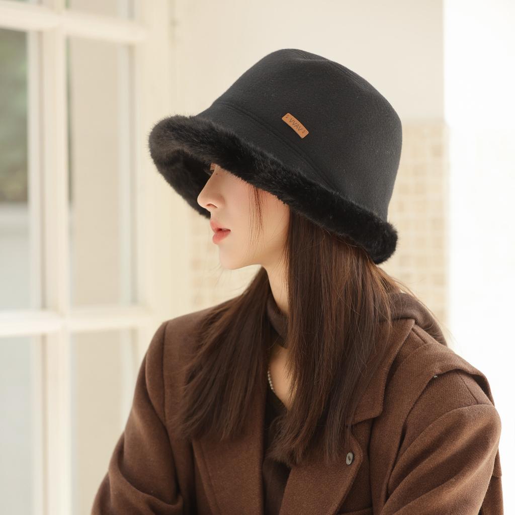 New Autumn and Winter Plush Fisherman Hat for Women Fashion Versatile Warm Basin Hat Showing Face Small Bucket Hat Temperament Bristle Hat