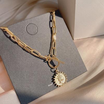 Nuevo Colgante de Collar de Doble Capa Sentido de Temperamento de Alta Gama Sentido del Diseño Nicho Cadena de Suéter
