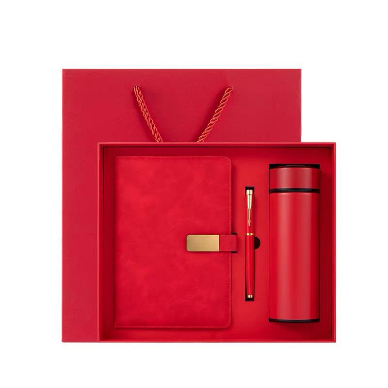 Executive Gift Set: High-Value Insulated Cup & Notebook for Business Offices