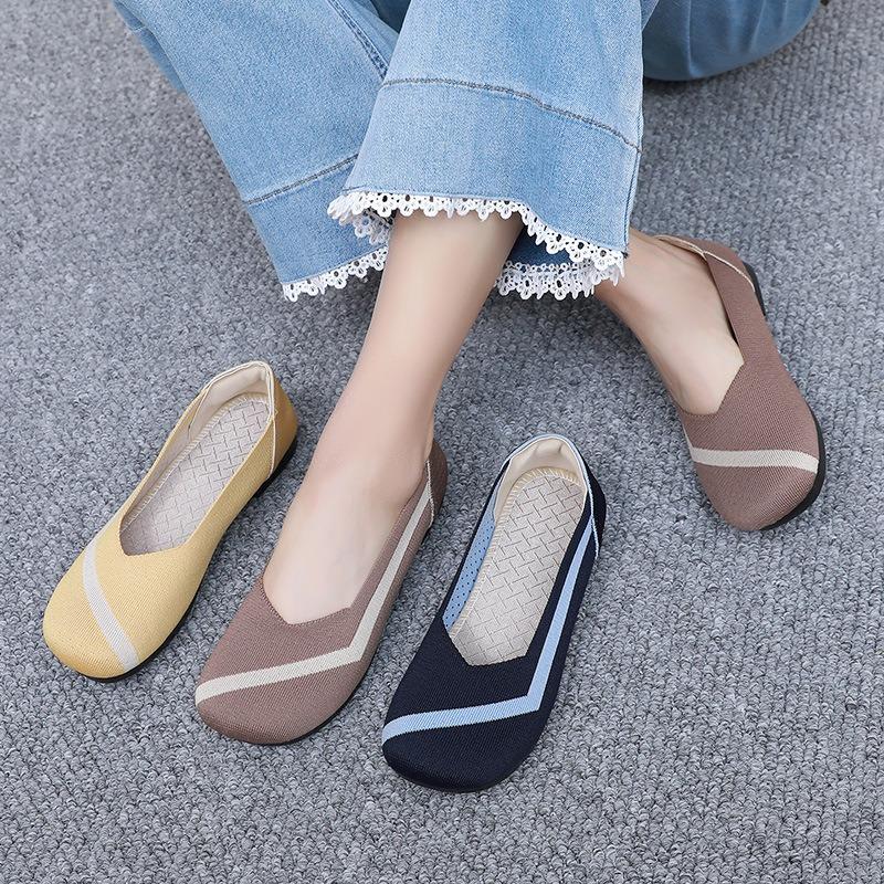 Summer new women's fashion casual fly-woven shoes flat bottom breathable shallow mouth single shoes non-slip one pedal
