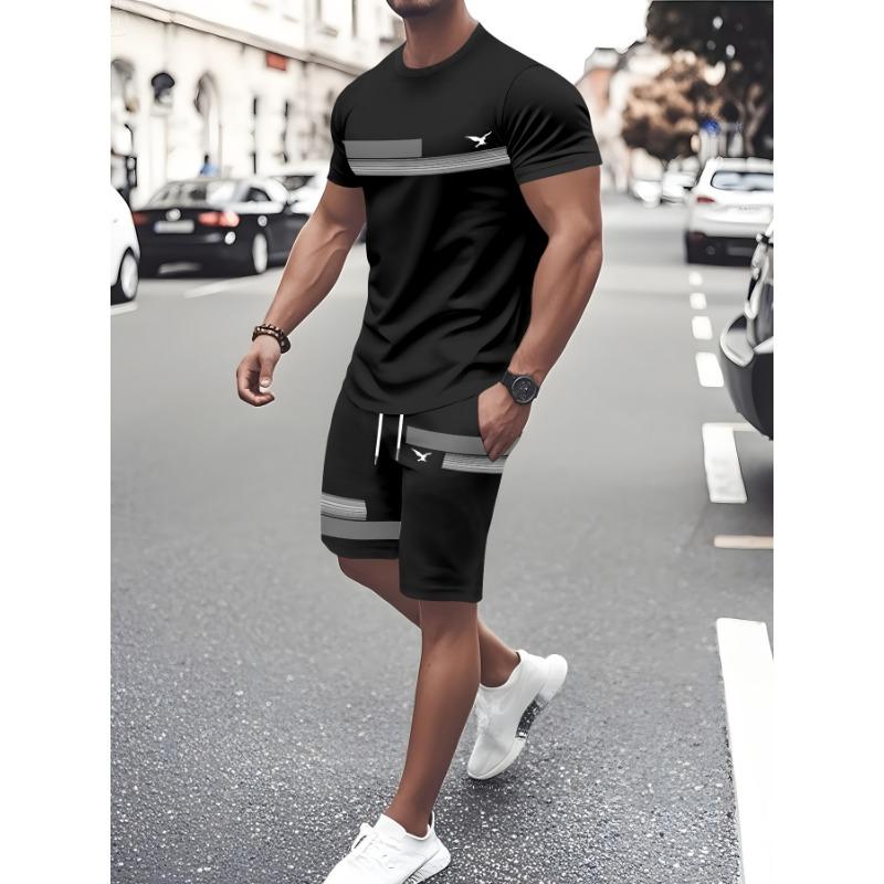 Summer Men's Casual Sports Round Neck Short Sleeved Shorts Two-piece Set, Perfect for Daily Leisure Vacation and Sports.