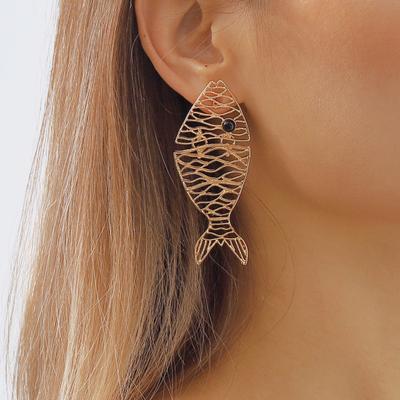 1 Pair Women Dangle Earrings Hollow Out Fish Shape Petal Stainless Alloy Exaggerated Ear Decoration Jewelry Long Hanging Earrings Party Prom
