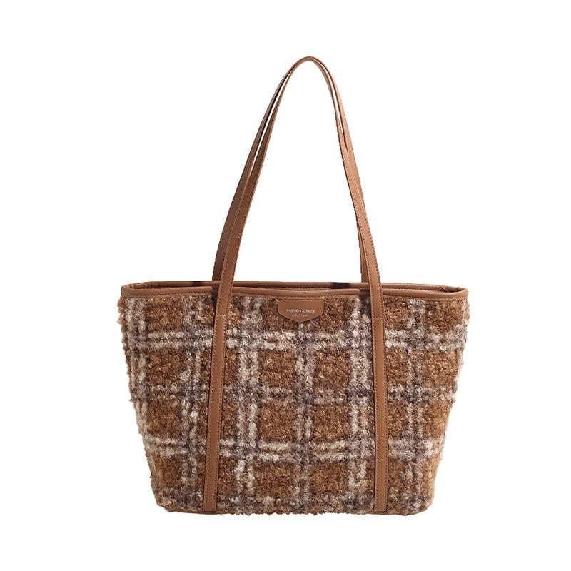 Autumn and Winter Large-capacity Woolen Bag Women's New Commuting Versatile Shoulder Bag Going Out To Work Tote Bag