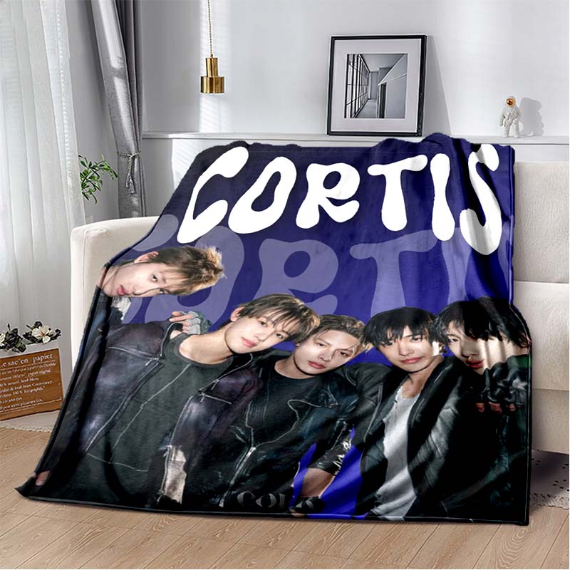 Cortis K‑popowy Zespół Chłopięcy Członek Portret Nadruk Koc Flanelowy Miękki Ciepły Koc Rzutowy Idol Fan Dom Sofa Łóżko Dekoracja Lekka Koc Podróżny