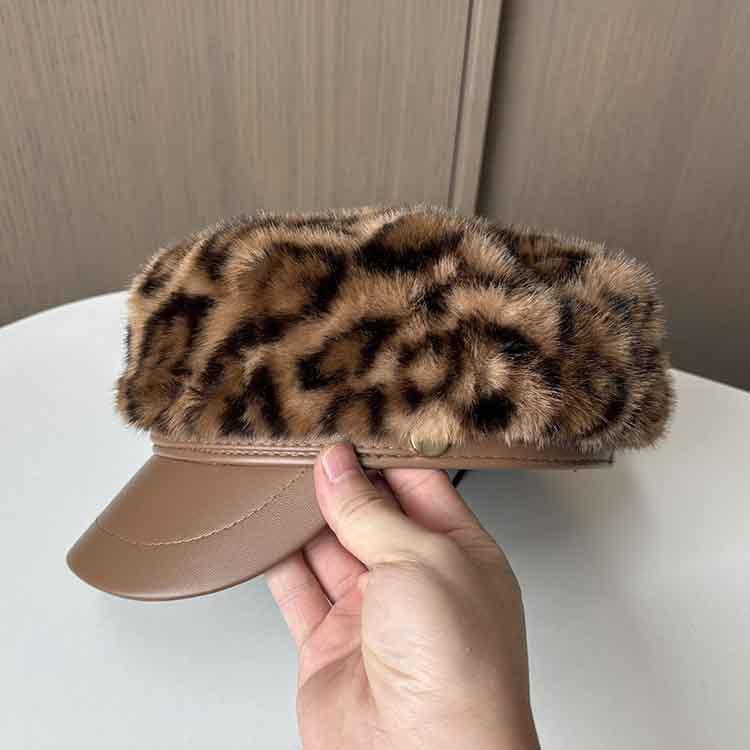 New retro leopard print plush newsboy hat women's autumn and winter big head circumference showing face small peaked hat warm octagonal hat