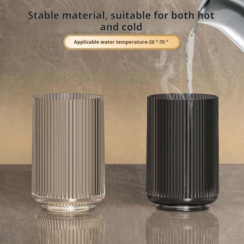 Magnetisches Mundwasserbecher-Set mit Zahnbürstenhalter, kopfüber hängender Zahnbürstenbecher-Aufbewahrungsregal, Duschbecher für Paare für den Haushalt