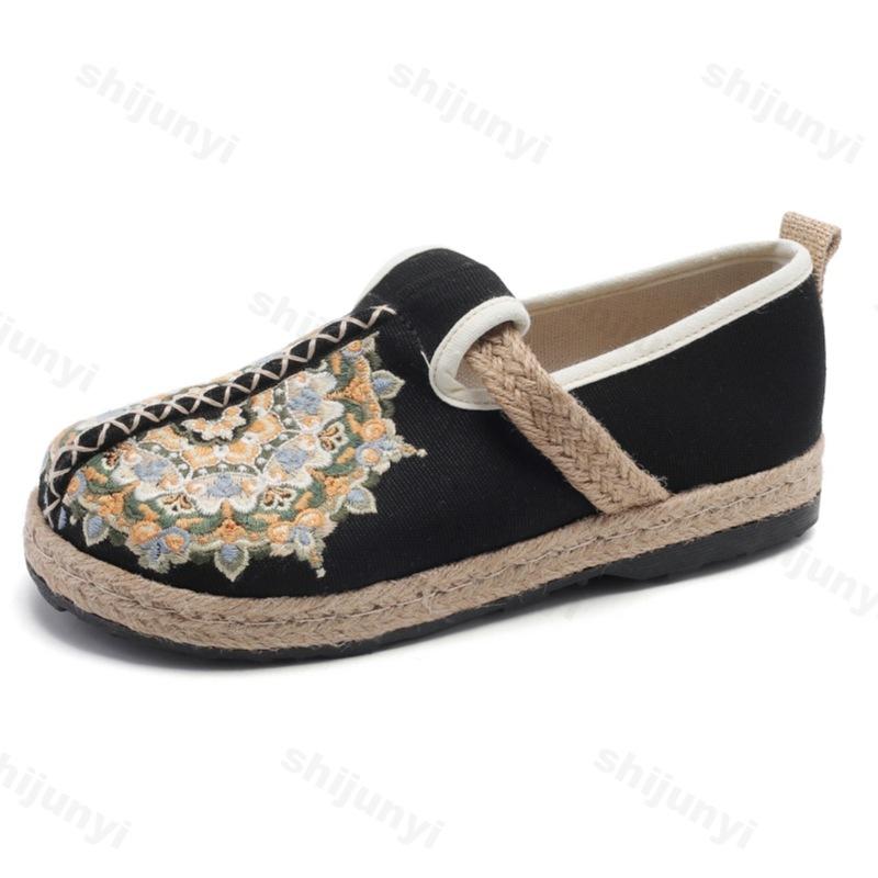 Fashion Women Shoes 2025 Spring Autumn New Breathable Mesh Hollow Casual Shoes Non Slip Comfortable Flats Women Shallow Slip on Loafers