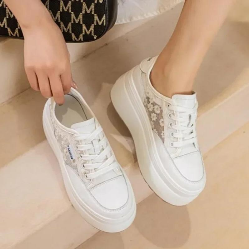 Mode Heißer Verkauf 8cm Air Mesh Echtes Leder Stickerei Damen Atmungsaktiv Hohl Klobiger Sneaker Plateau Keil Flache Schuhe Sommer Sandalen