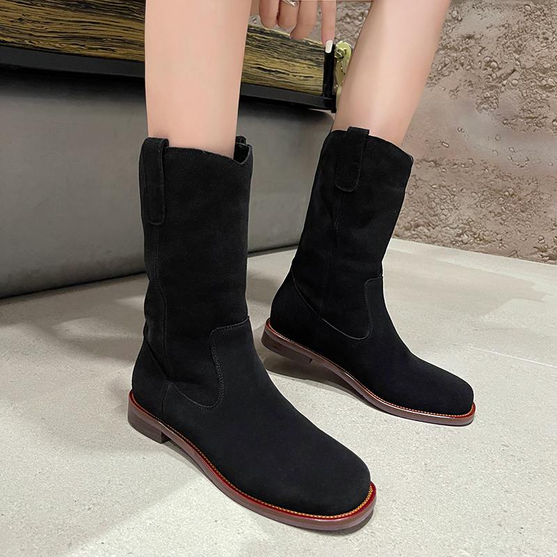 Krazing Pot Chaussures en daim de vache pour femme, bottes mi-mollet à bout rond et talons bas épais, collection automne-hiver