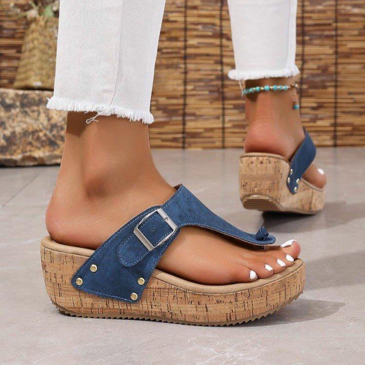 Fashion Women Sandals Platform Clip Toe Slippers Flip Flops Summer Wedges Fashion High Heels Shoes for Women New Roman Outdoor Sandals