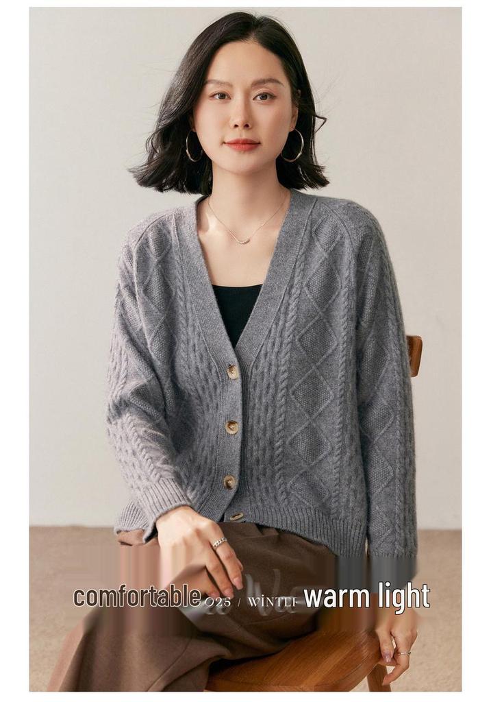 Women's Elegant 30% Cashmere V-Neck Cable Knit Cardigan - Loose Short Winter Sweater