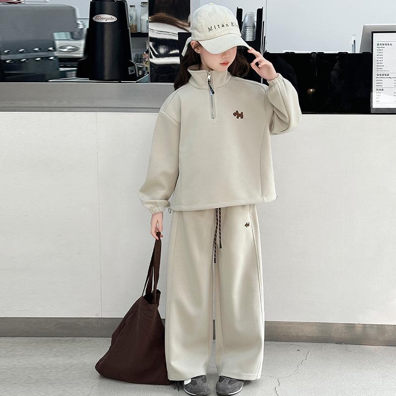 

Новая мода 2025: Комплект из двух предметов: толстовка с флисовой подкладкой для девочек и брюки для осени и зимы 150CM