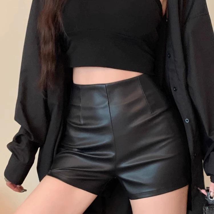 Kleine PU-Lederhose Damen Hottie Leggings Shorts Herbst und Winter Neue Kleidung Schwarz Hochtailliert A-Linie Leggings