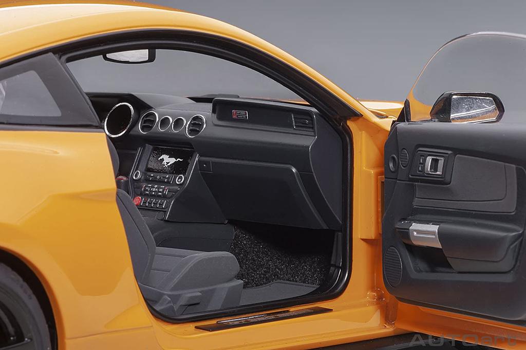 AUTOart Ford Shelby GT350R Metallic Orange Finished Product 72929 1/18