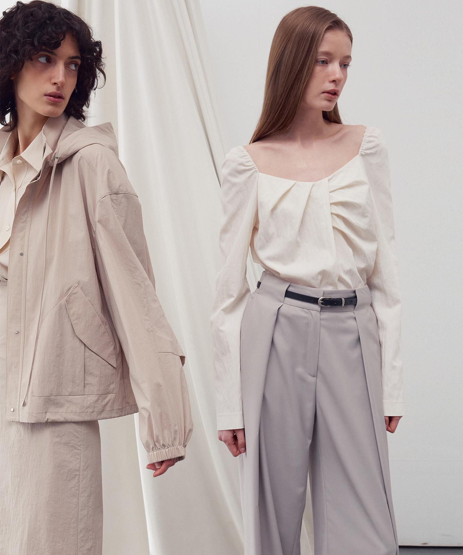 Rie Square-Neck Draped Blouse Cream/S
