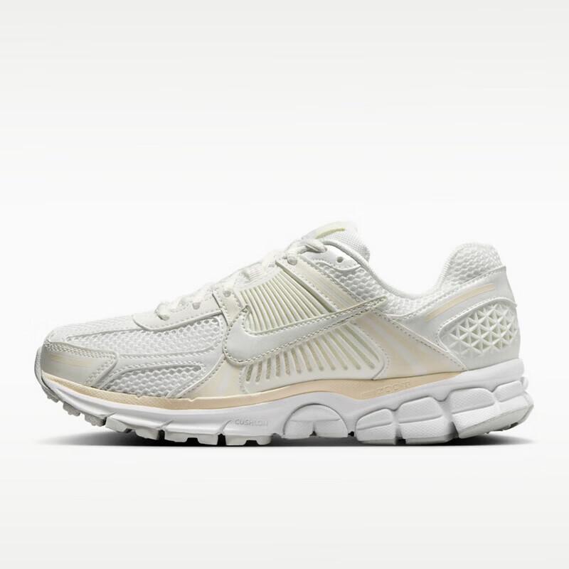 Nike Women s Zoom Vomero 5 Running Shoes 37.5