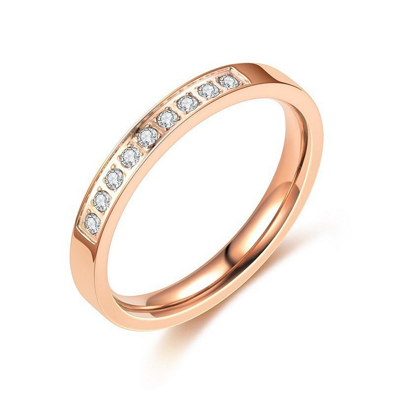 Niche Diamond-Set Titanium Steel Couple Ring - High-End Luxury Jewelry