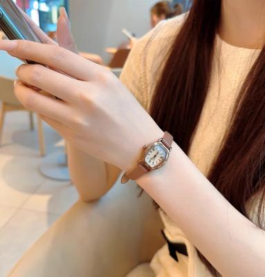 [JULIUS] JULIUS Classic Vintage Women's Leather Watch JA-544