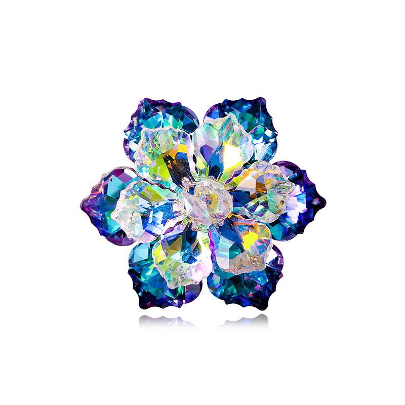 Hand-Woven Multi-Faceted Color-Changing Snowflake Flower Brooch for Suits - Unisex