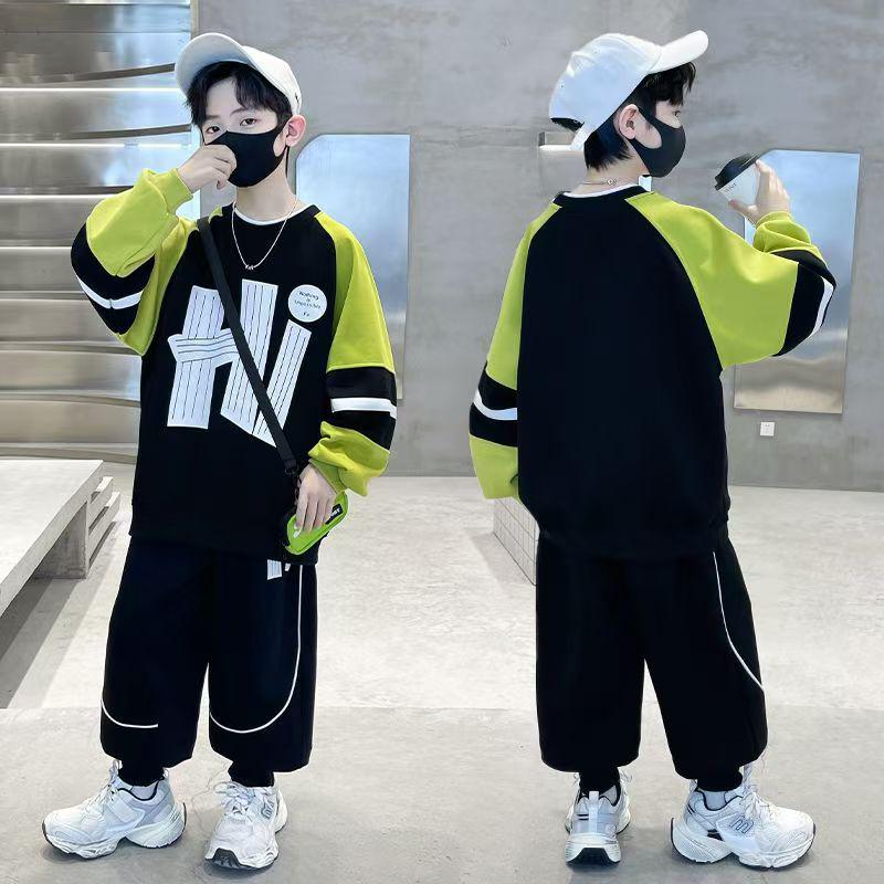 

Костюм-свитер для мальчиков весна-осень 2025 года — трендовая уличная мода для детей 140 for Height 125-135 cm