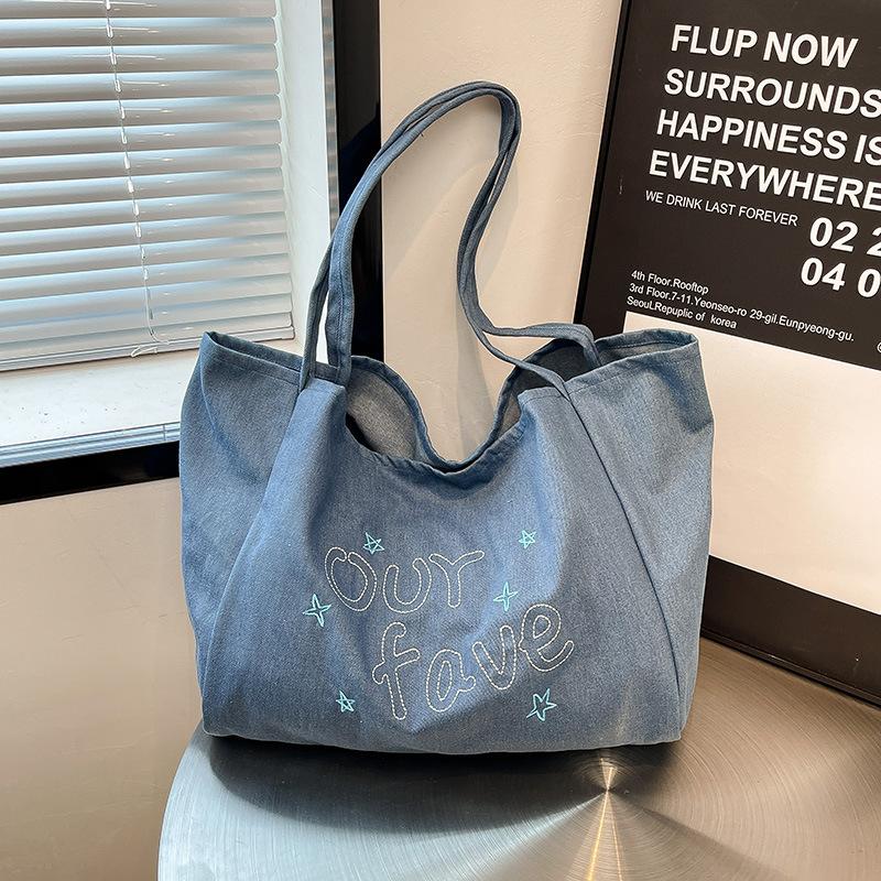 Повседневная иностранная наплечная сумка женская летняя новая большой вместимости студенческая сумка-тоут нишевая наплечная женская сумка классная сумочка