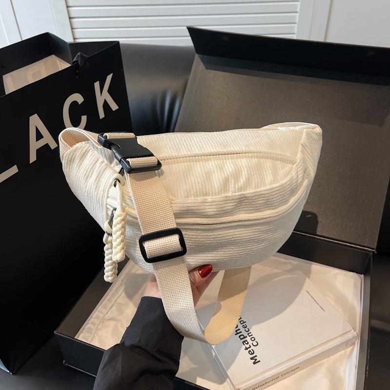 Crossbody bag women s 2025 new fashion corduroy breast bag sports shoulder bag simple solid color large capacity satchel tide