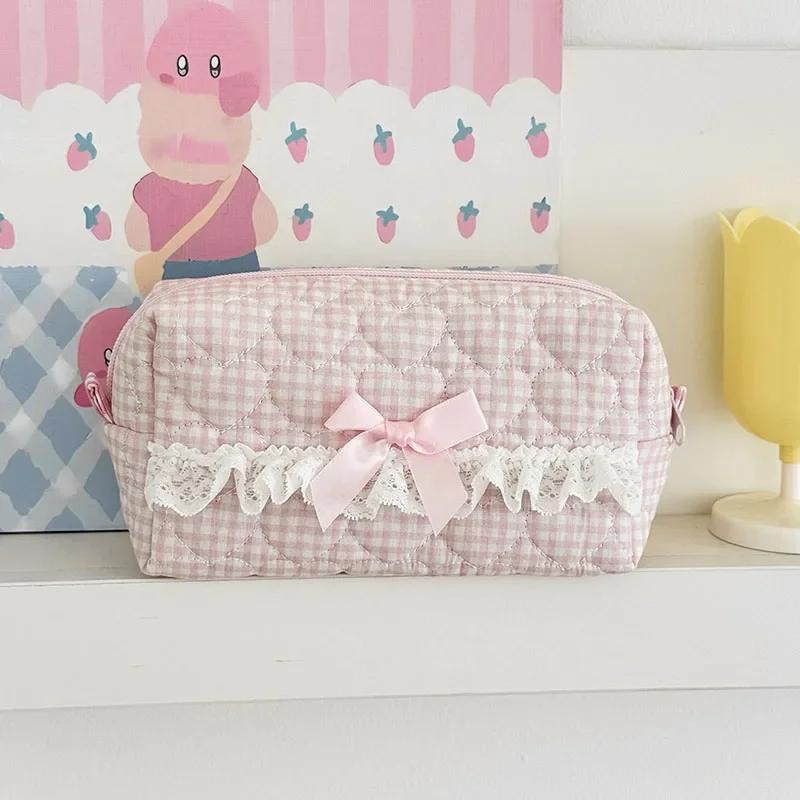 Women Love Plaid Lace Makeup Bags Case Kawaii Pink Cosmetic Brush Organizer Pouch for Women Cute Wash Toiletries Storage Bag