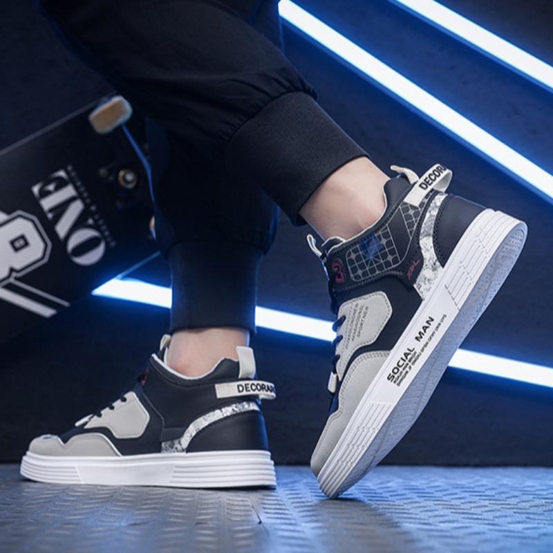 Fashion New Youth Student Man's Casual Shoes Lightweight Breathable Sneakers Outdoor Running Shoes Male Skateboard Shoe Trainers