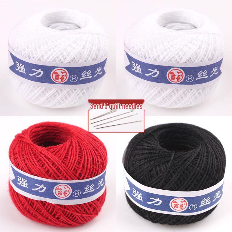 Thickened Cotton Thread Quilt Needle for Handcrafting: Red Duvet Cover, White Vintage Darning Ball