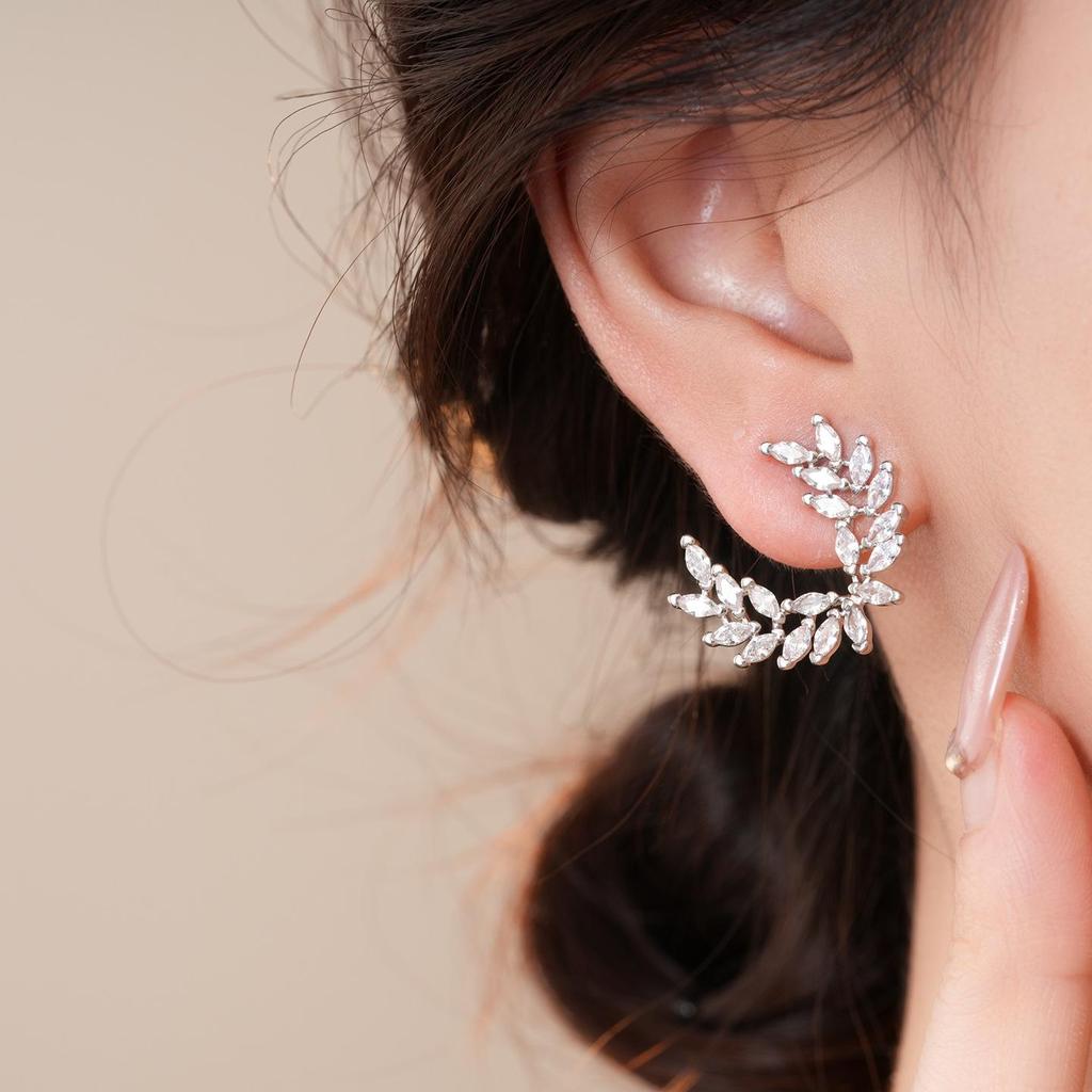 Silver Needle Zircon Geometric Leaf Stud Earrings In Cold Style - Light Luxury, High-End, Versatile Earrings