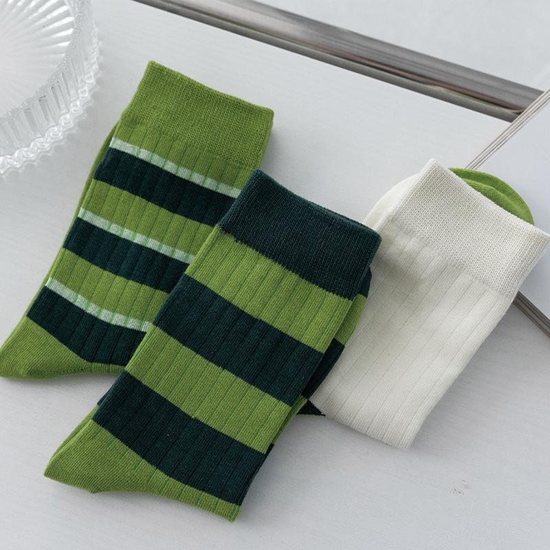 Green Striped Socks for Women's Autumn and Winter Trendy Socks In A Color-blocked Style. Wear Mid-calf Socks for Women