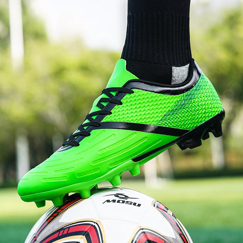 New Men's And Women's Soccer Shoes With Low Cut Spikes, Grass Soccer Training Shoes, Anti Slip Couple Soccer Sports Shoes