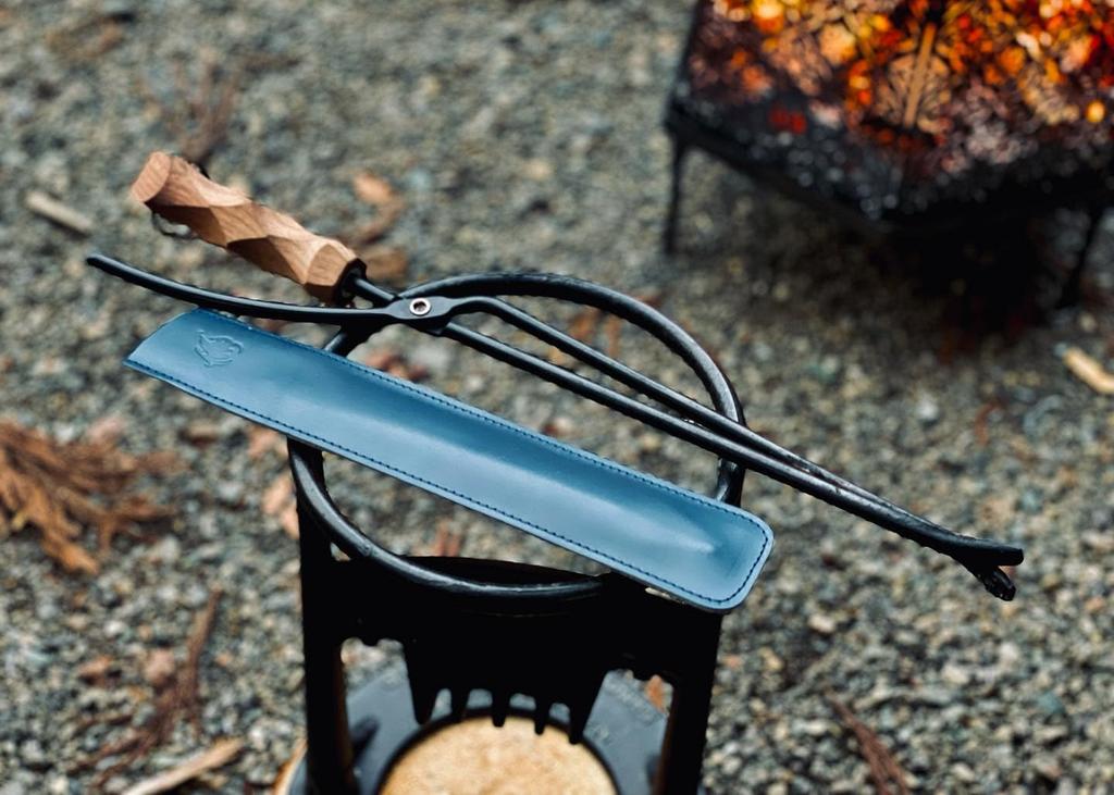 TWR Tochigi Leather Tong Fire Tongs Leather Fire Genuine Tanned Firewood Charcoal Fire Tongs Made in Camel Case, Case, Camping, Belmont, Tongs,
