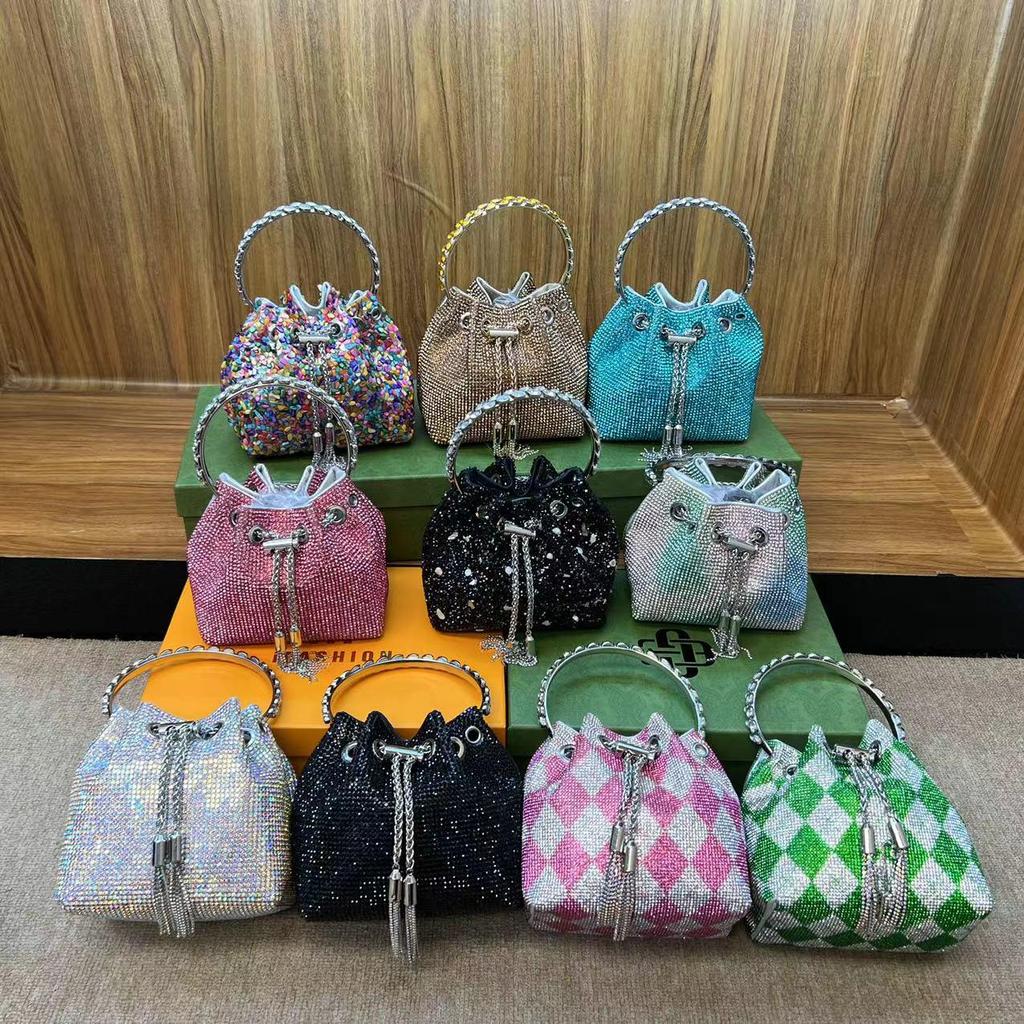 Dámská módní kbelíková taška s kamínky na rok 2023 - Celoplošný diamantový design Dionysus crossbody a podpažní trendy