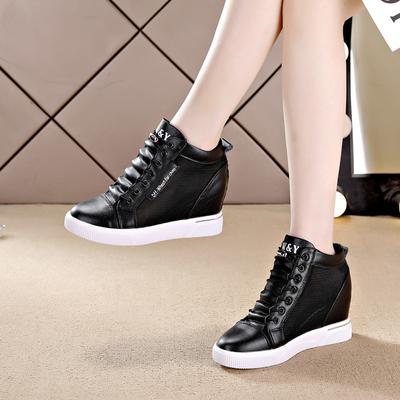 Netzschuhe Damen Innenhöherer Absatz Freizeitschuhe Keilabsatz Atmungsaktive Sportschuhe Elastische Reiseschuhe Einzelne Schuhe Frühling und Sommer