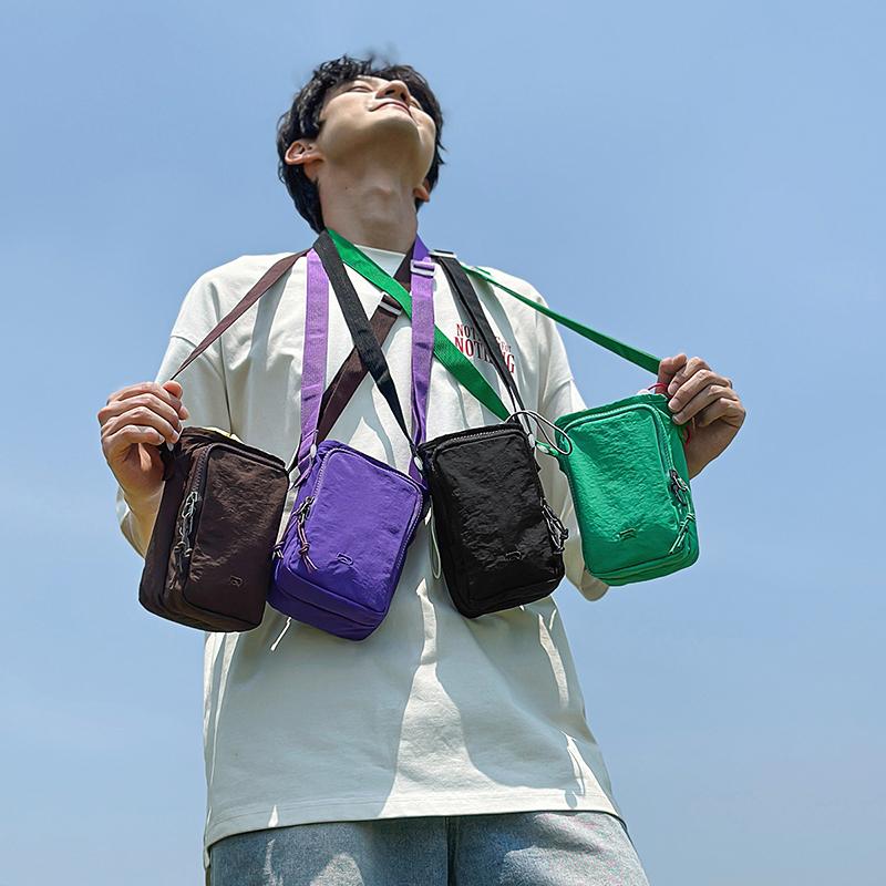 Women's Contrast Color Crossbody Bag Men's Outdoor Sports Mobile Phone Bag Lightweight Travel Shoulder Bag