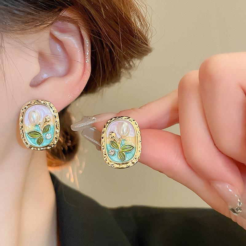 Monet garden oil painting style flower pearl earrings light luxury stud earrings French sweet small fresh earrings women