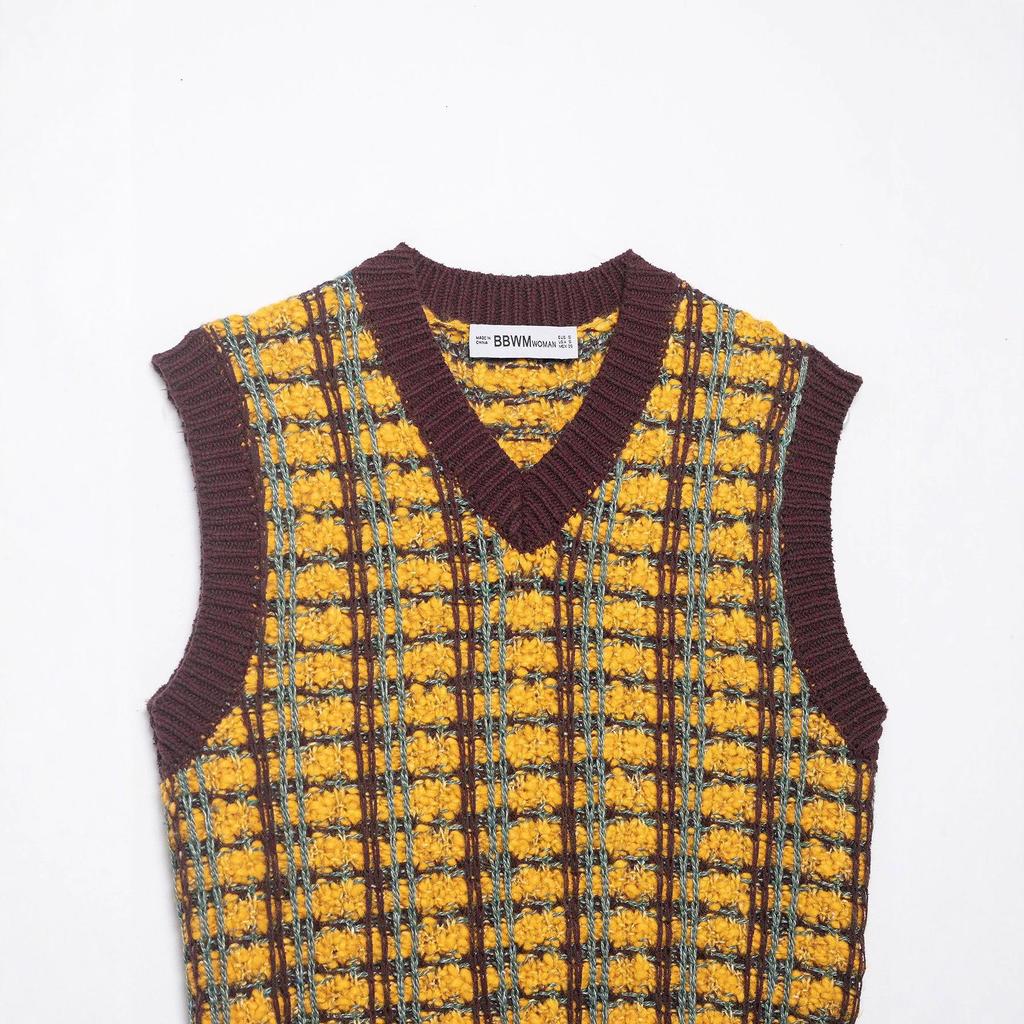 Autumn 2025 Women's European & American Style Sleeveless Knit Vest - Casual, Loose Texture Fashion.